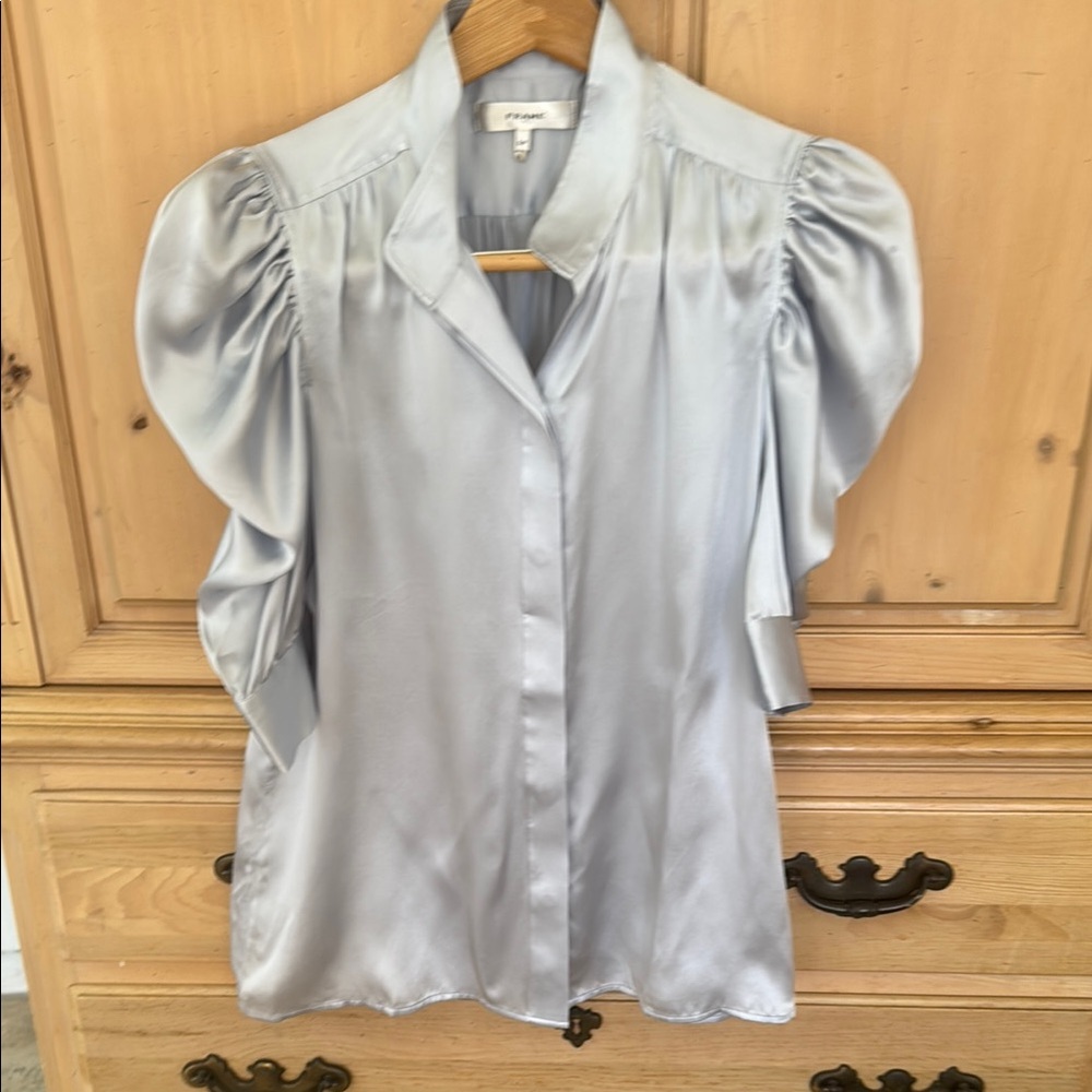 NWOT Frame Gillian Silver Mandarin Collar Blouse with Ruffled Short Sleeves